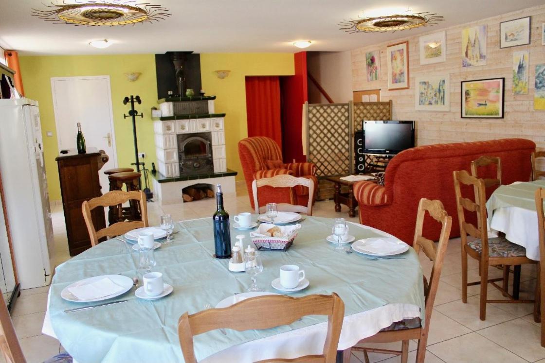 Chambres D'Hotes Aux Portes Des Tumuli Bussy-le-Chateau Luaran gambar